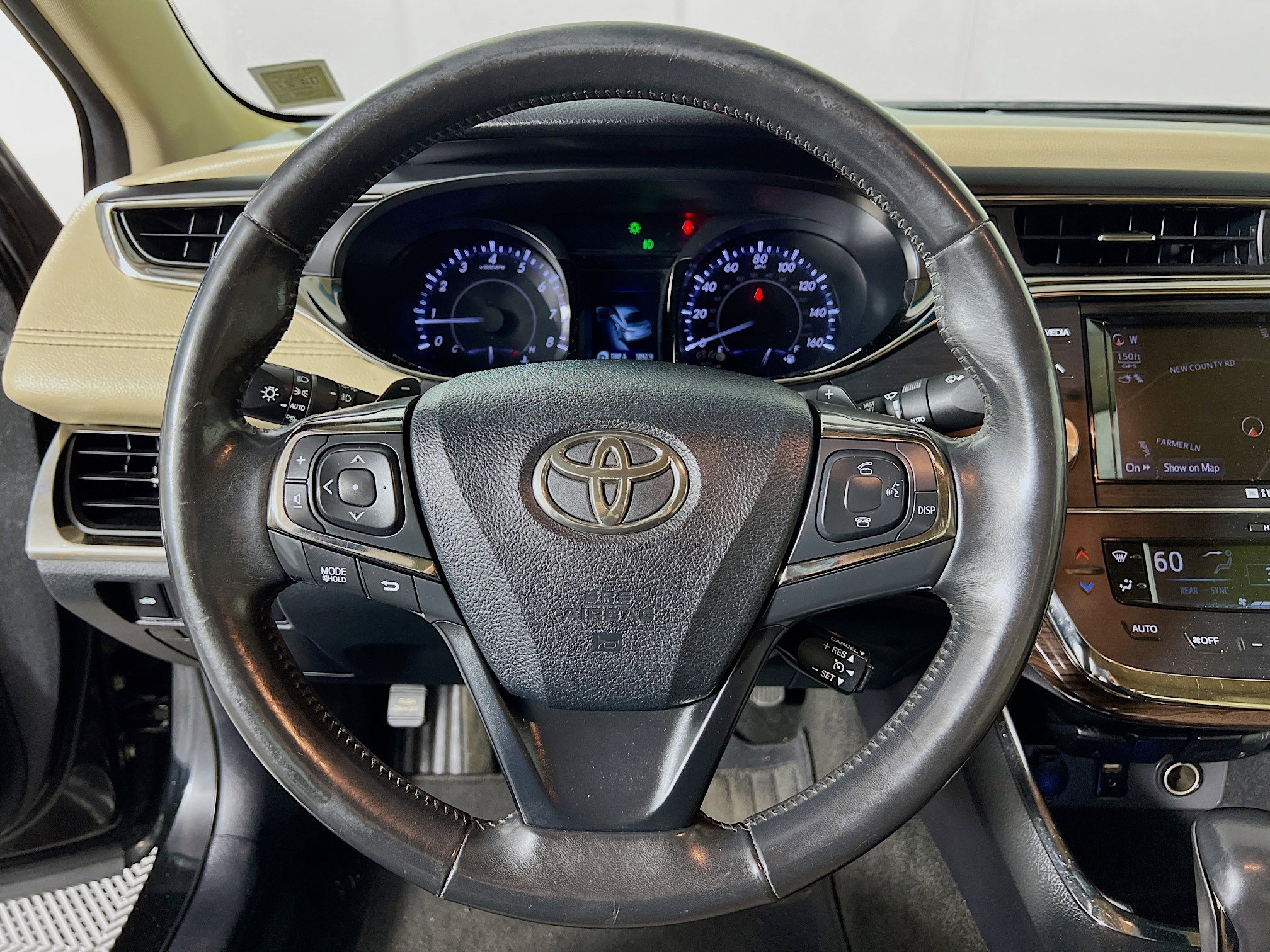 Used 2013 Toyota Avalon Limited FWD image 12