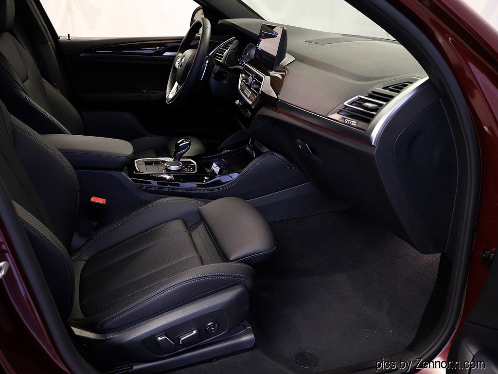 Certified 2025 BMW X4 xDrive30i AWD/4WD image 35