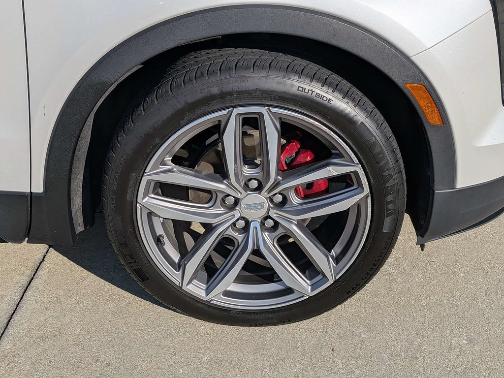 Used 2021 Cadillac XT4 Sport w/ Cold Weather Package FWD image 11