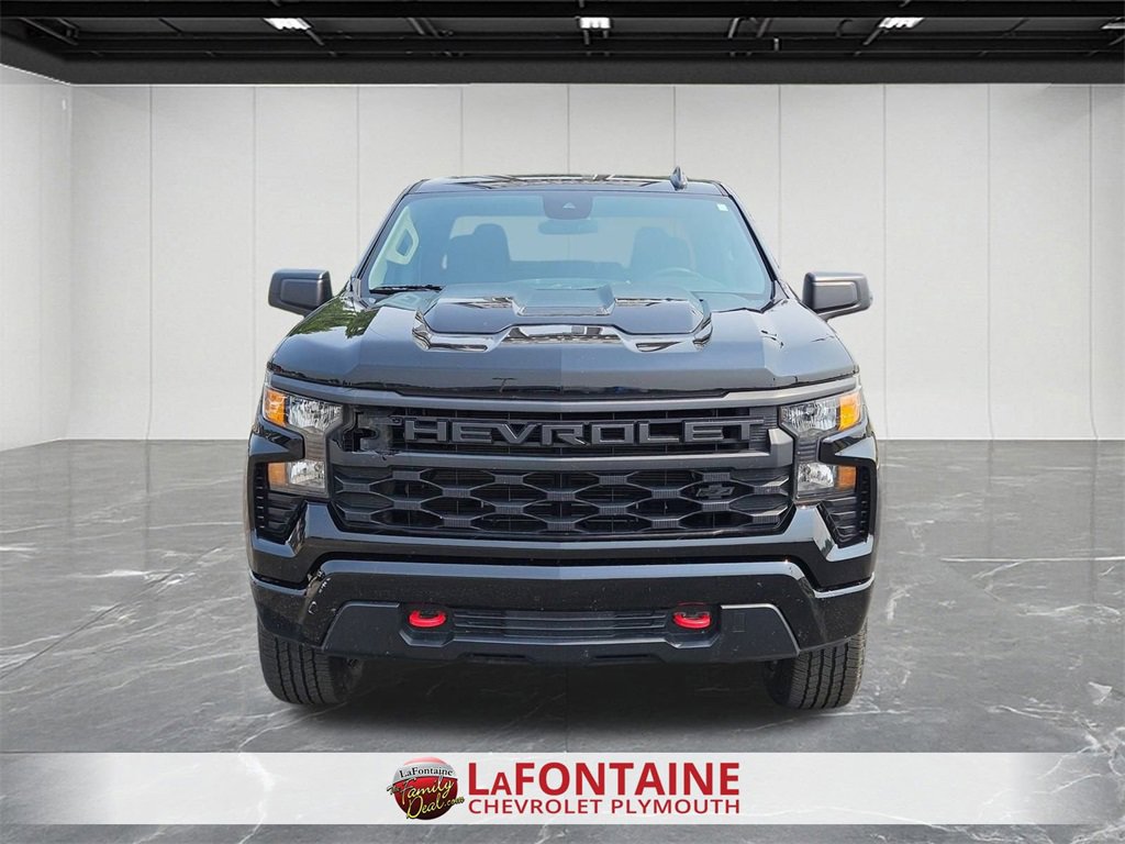 Used 2023 Chevrolet Silverado 1500 Custom Trail Boss w/ LPO, Dark Essentials Package image 3