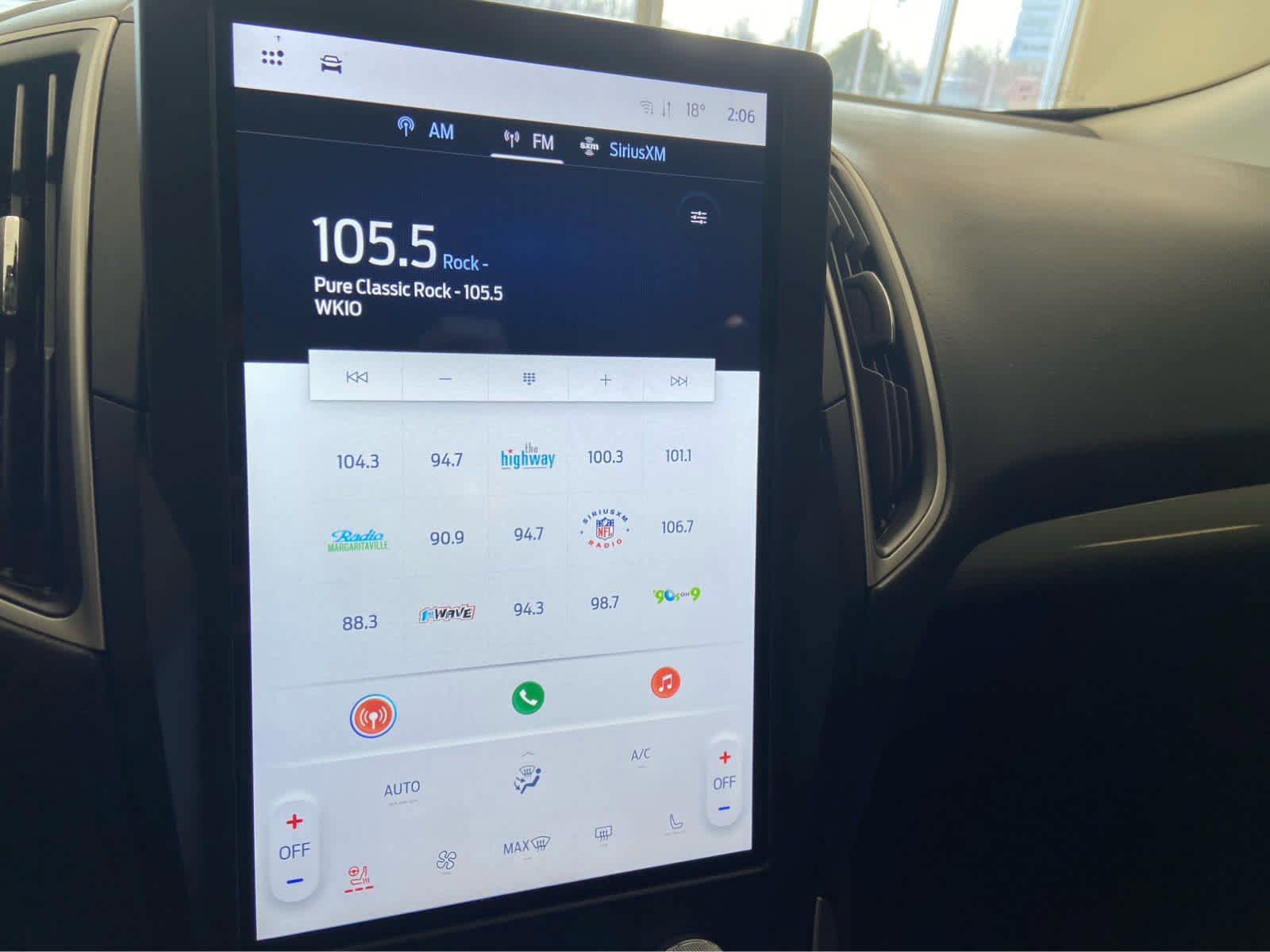 Used 2024 Ford Edge SEL w/ Convenience Package image 25