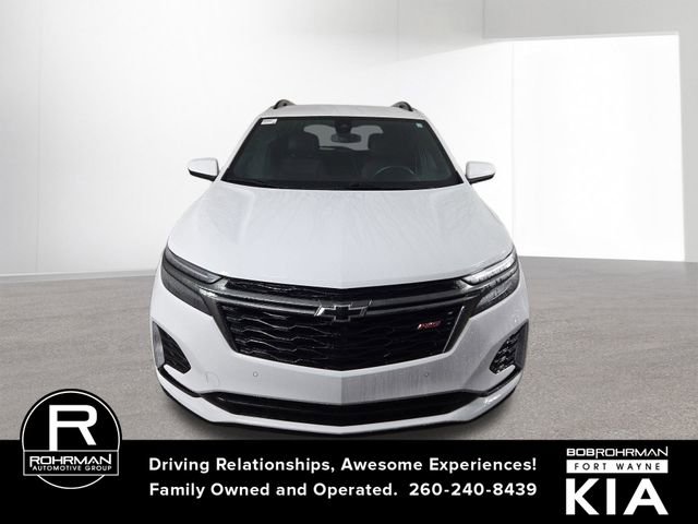 Used 2022 Chevrolet Equinox RS w/ LPO, Floor Liner Package image 3