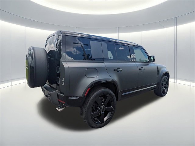 New 2025 Land Rover Defender 110 V8 image 2