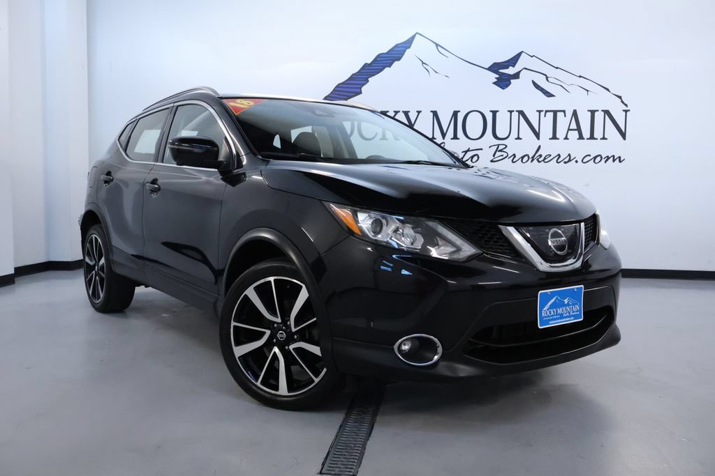 Used 2018 Nissan Rogue Sport SL w/ SL Premium Package