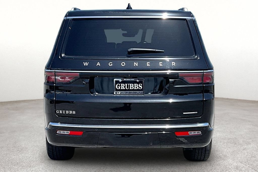 Used 2024 Jeep Wagoneer Series II AWD/4WD image 5