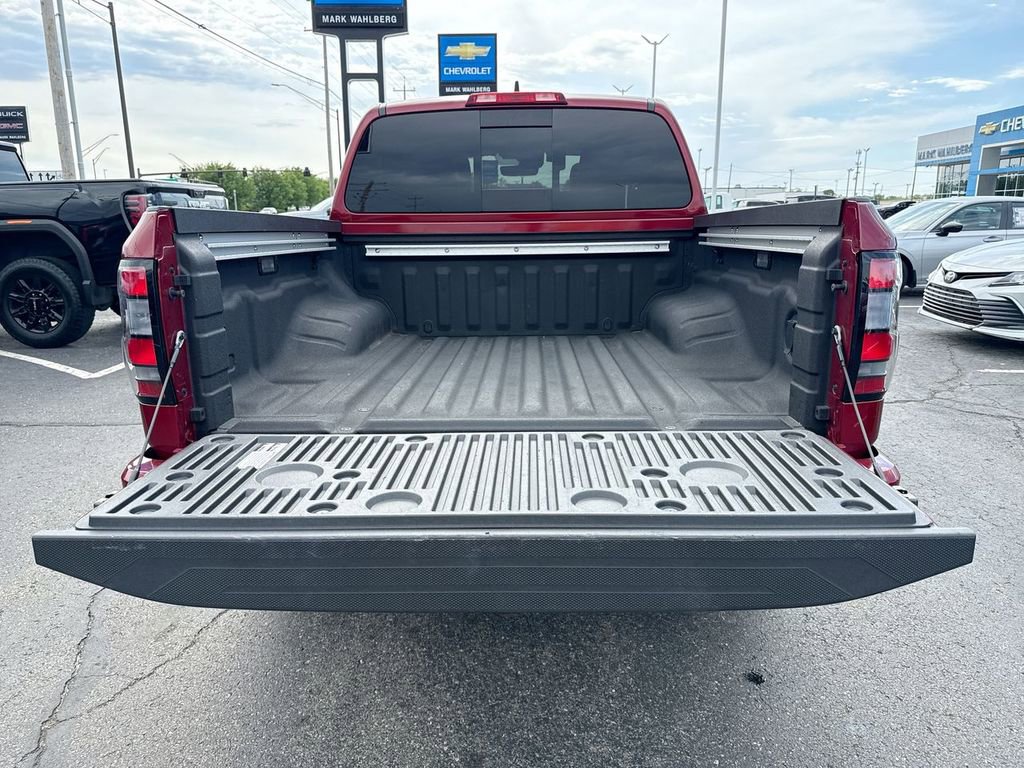 Used 2023 Nissan Frontier PRO-4X w/ Pro-4X Premium Package AWD/4WD image 24
