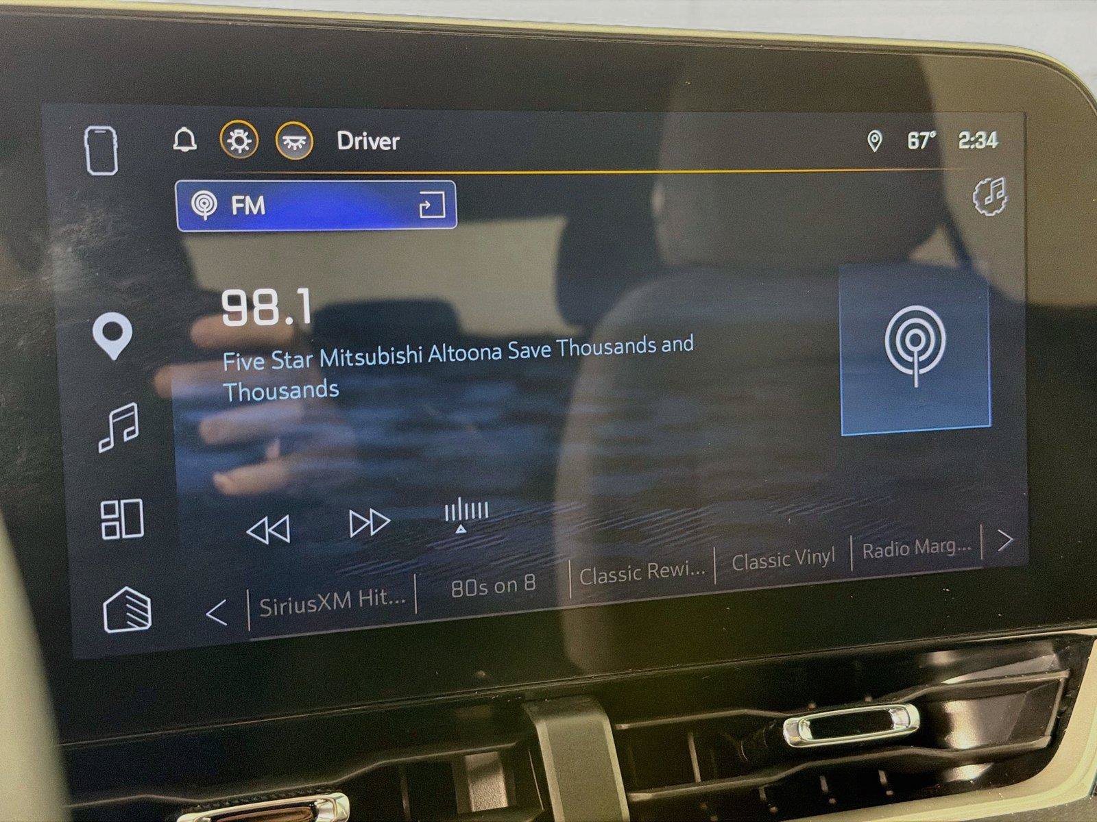 Used 2026 Chevrolet Equinox LT AWD/4WD image 19