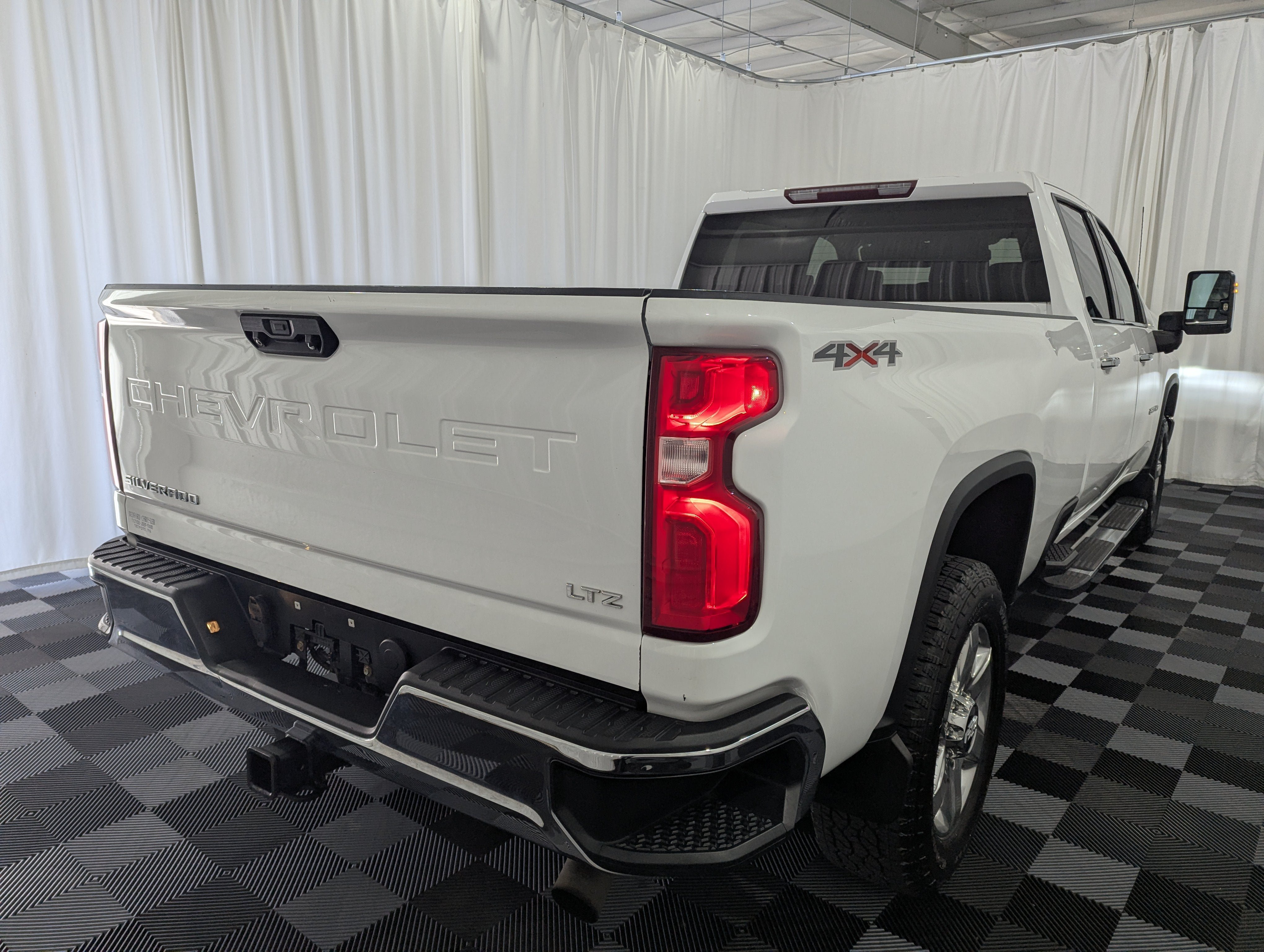 Used 2020 Chevrolet Silverado 2500 LTZ w/ Snow Plow Prep/Camper Package AWD/4WD image 10