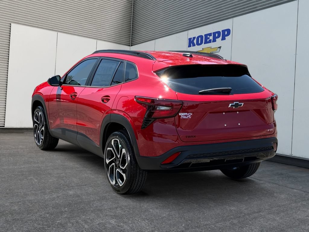 New 2026 Chevrolet Trax RS FWD image 3