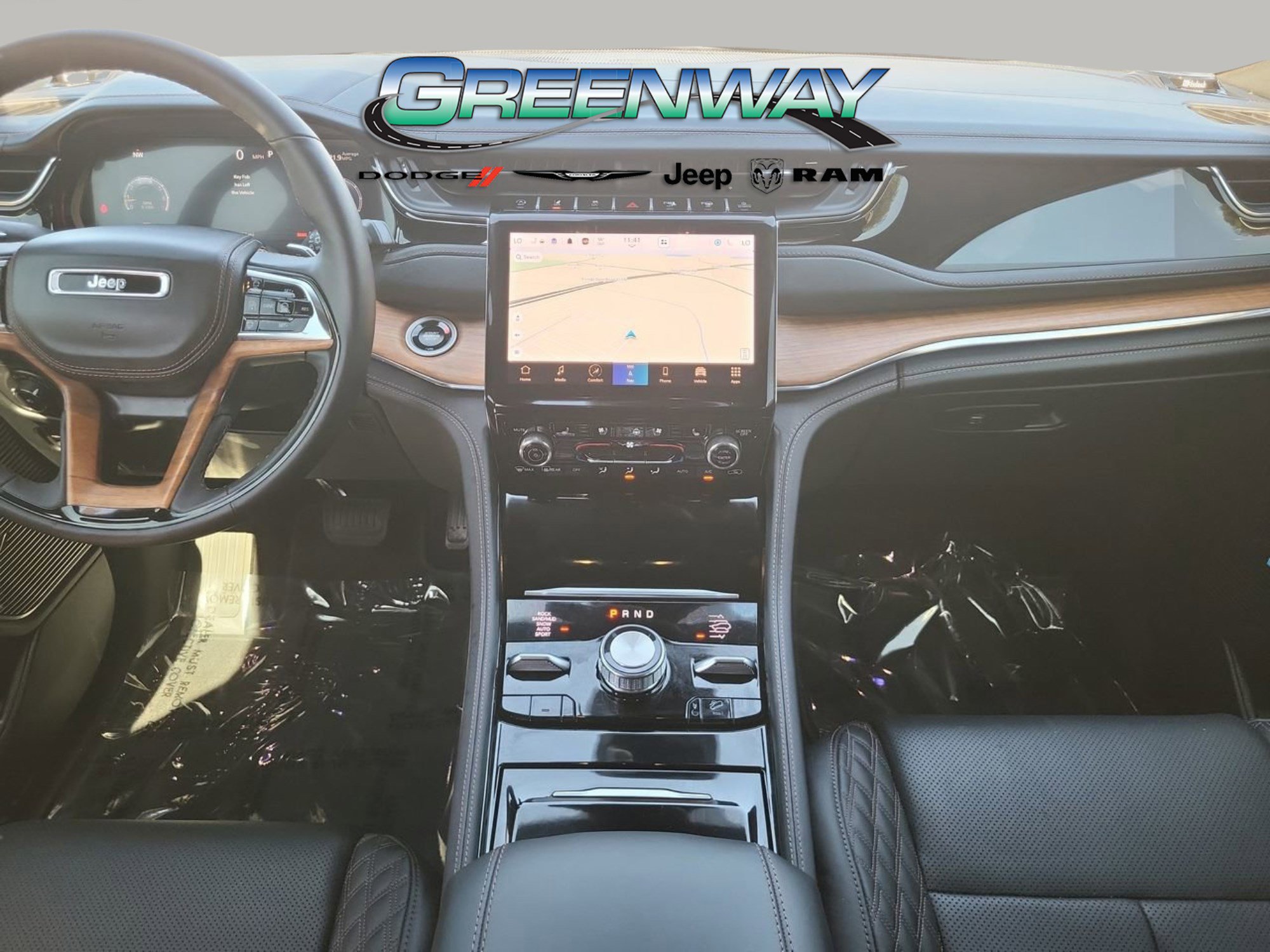 Used 2024 Jeep Grand Cherokee Summit image 14