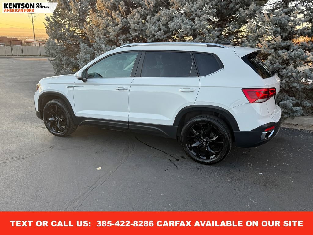 Used 2022 Volkswagen Taos SE image 4