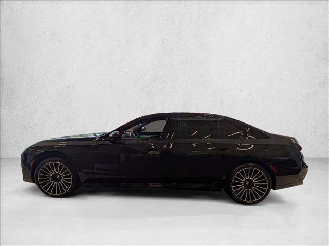 Used 2026 BMW 740i w/ Executive Package RWD image 9