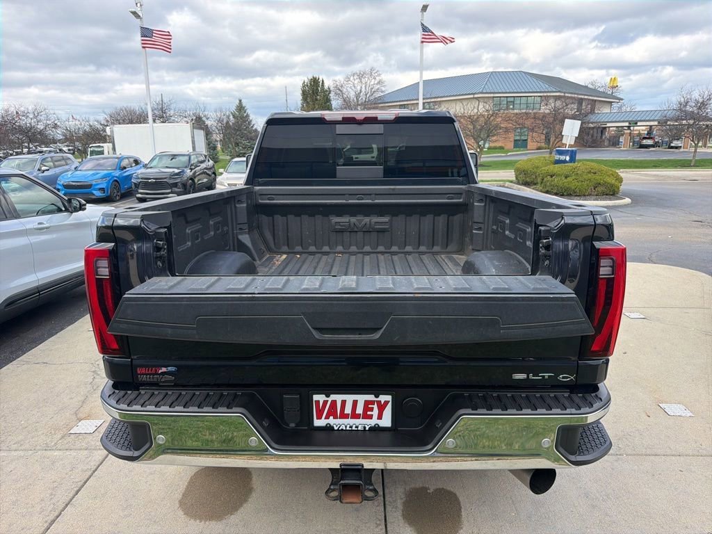Used 2025 GMC Sierra 2500 SLT AWD/4WD image 44