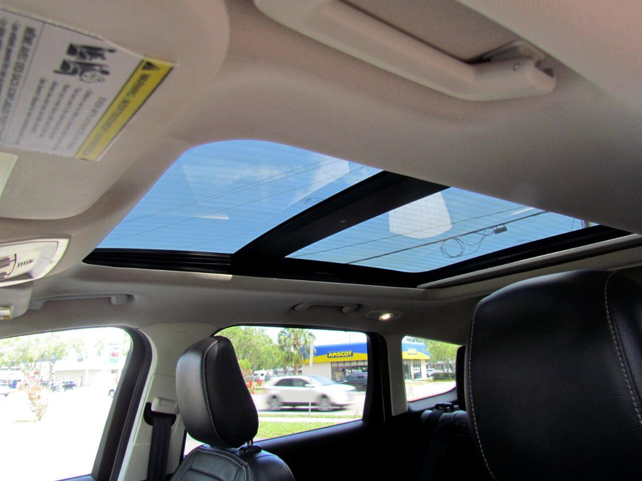 Used 2018 Ford Escape SEL w/ Ford Safe & Smart Package image 33