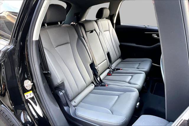 Certified 2025 Audi Q7 3.0T Premium Plus AWD/4WD image 18