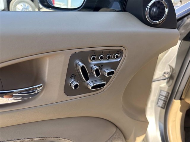 Used 2010 Jaguar XK Convertible image 12