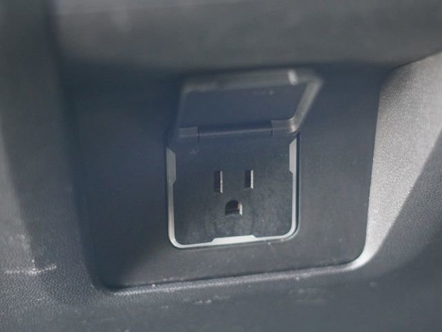 Used 2021 Chevrolet Tahoe RST w/ Luxury Package image 34