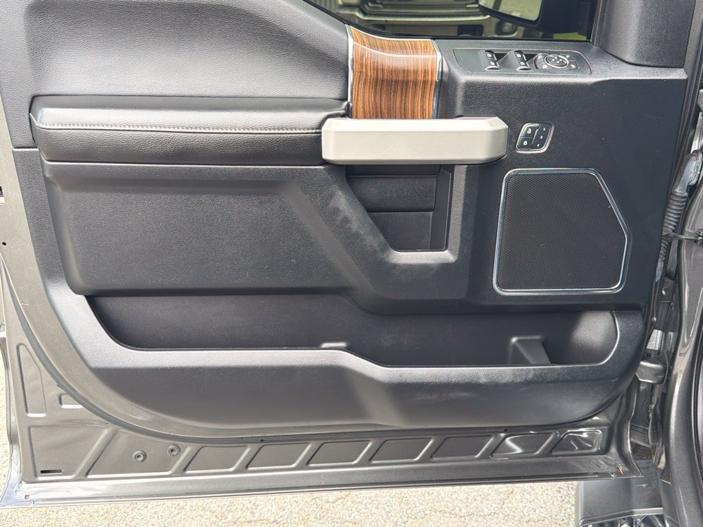 Used 2017 Ford F150 Lariat AWD/4WD image 21
