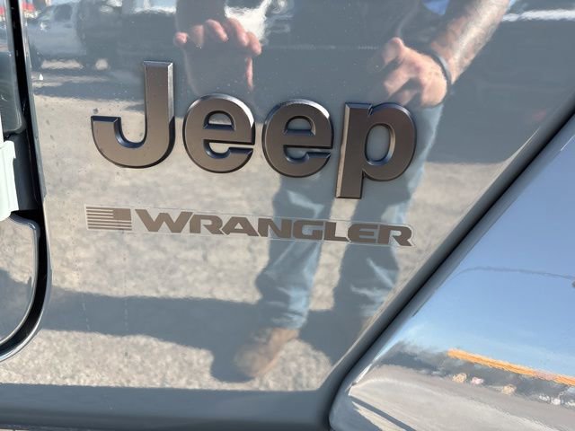 New 2026 Jeep Wrangler Sahara w/ Whitecap Package image 11