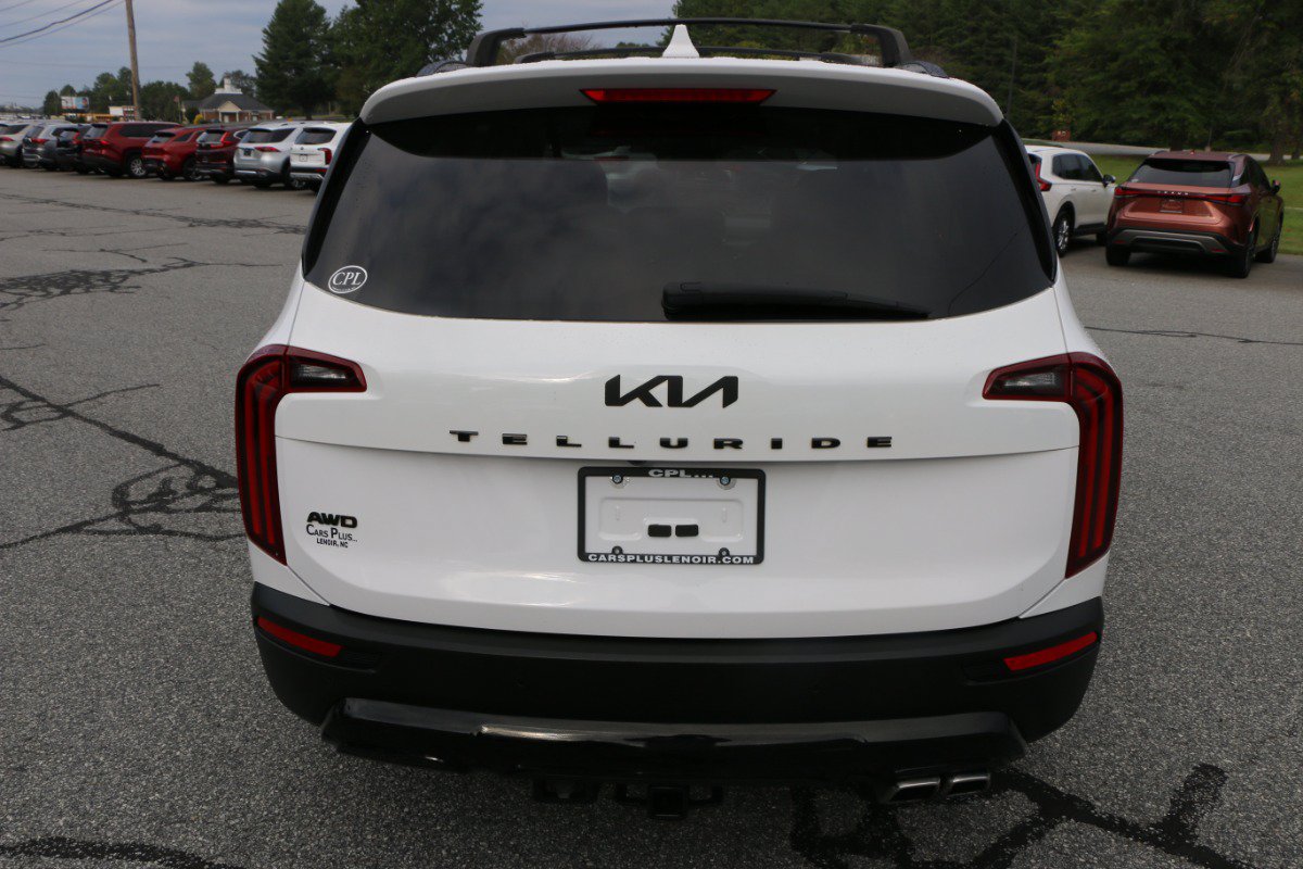 Used 2022 Kia Telluride SX w/ Nightfall Edition Package AWD/4WD image 4