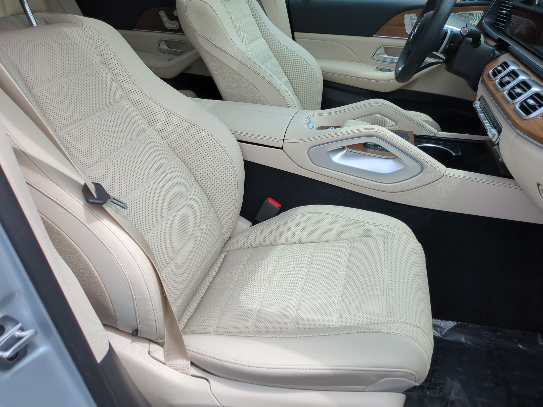 Certified 2026 Mercedes-Benz GLS 450 4MATIC image 37