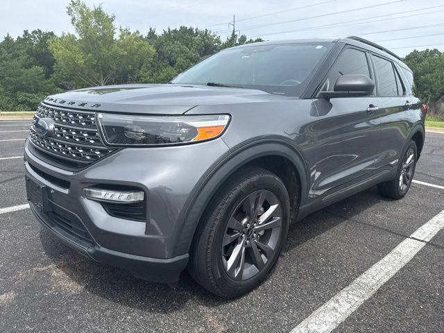 Used 2021 Ford Explorer XLT w/ Equipment Group 202A AWD/4WD image 1