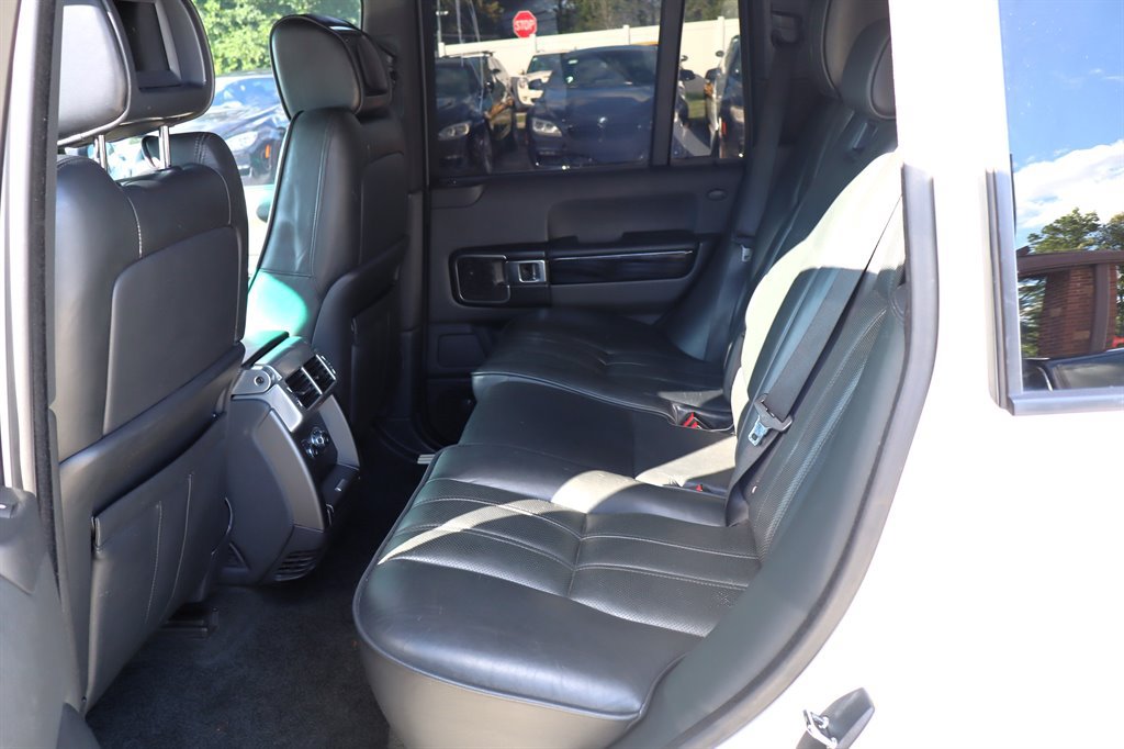 Used 2010 Land Rover Range Rover Supercharged AWD/4WD image 20