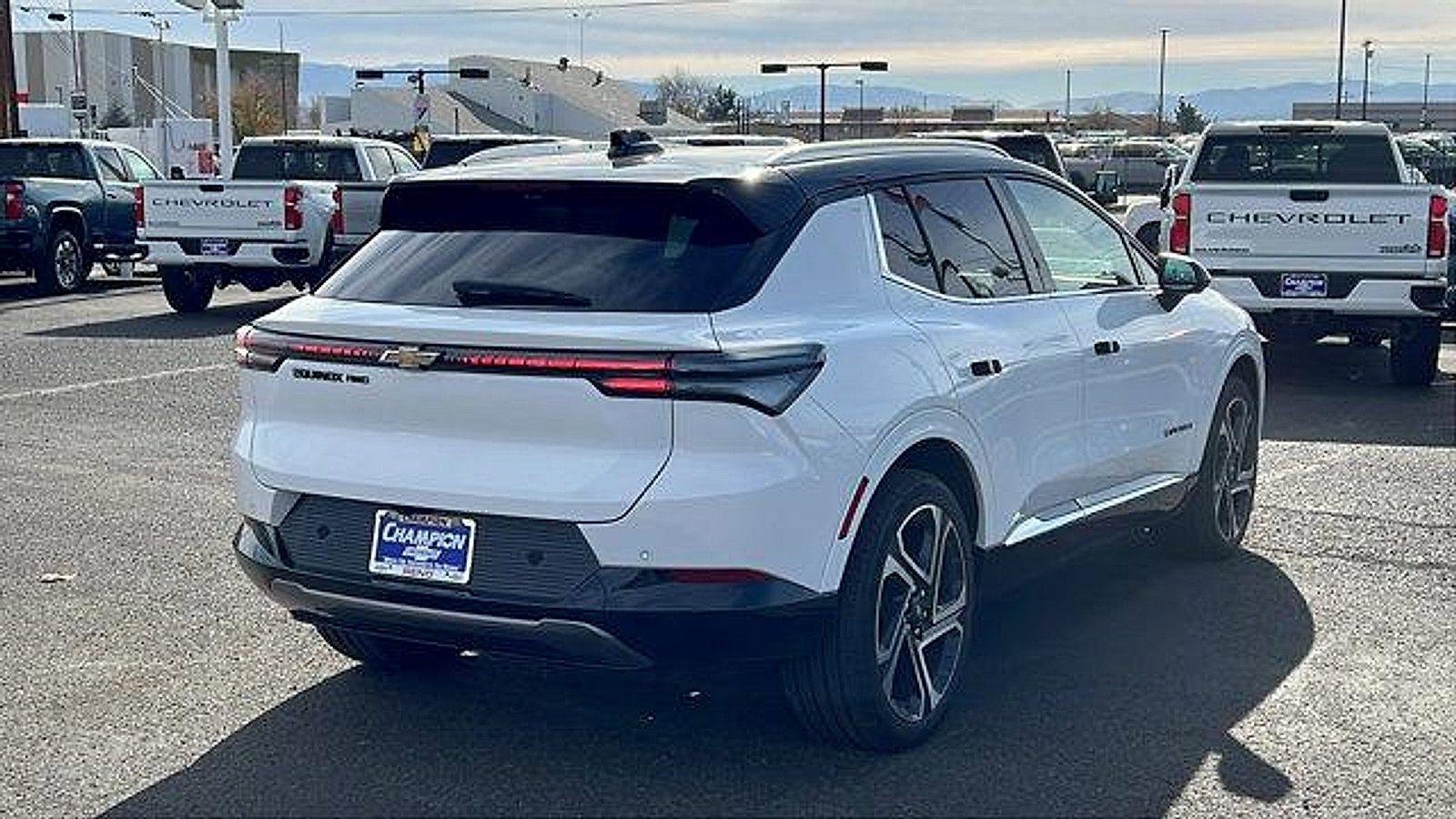 New 2026 Chevrolet Equinox EV LT image 5