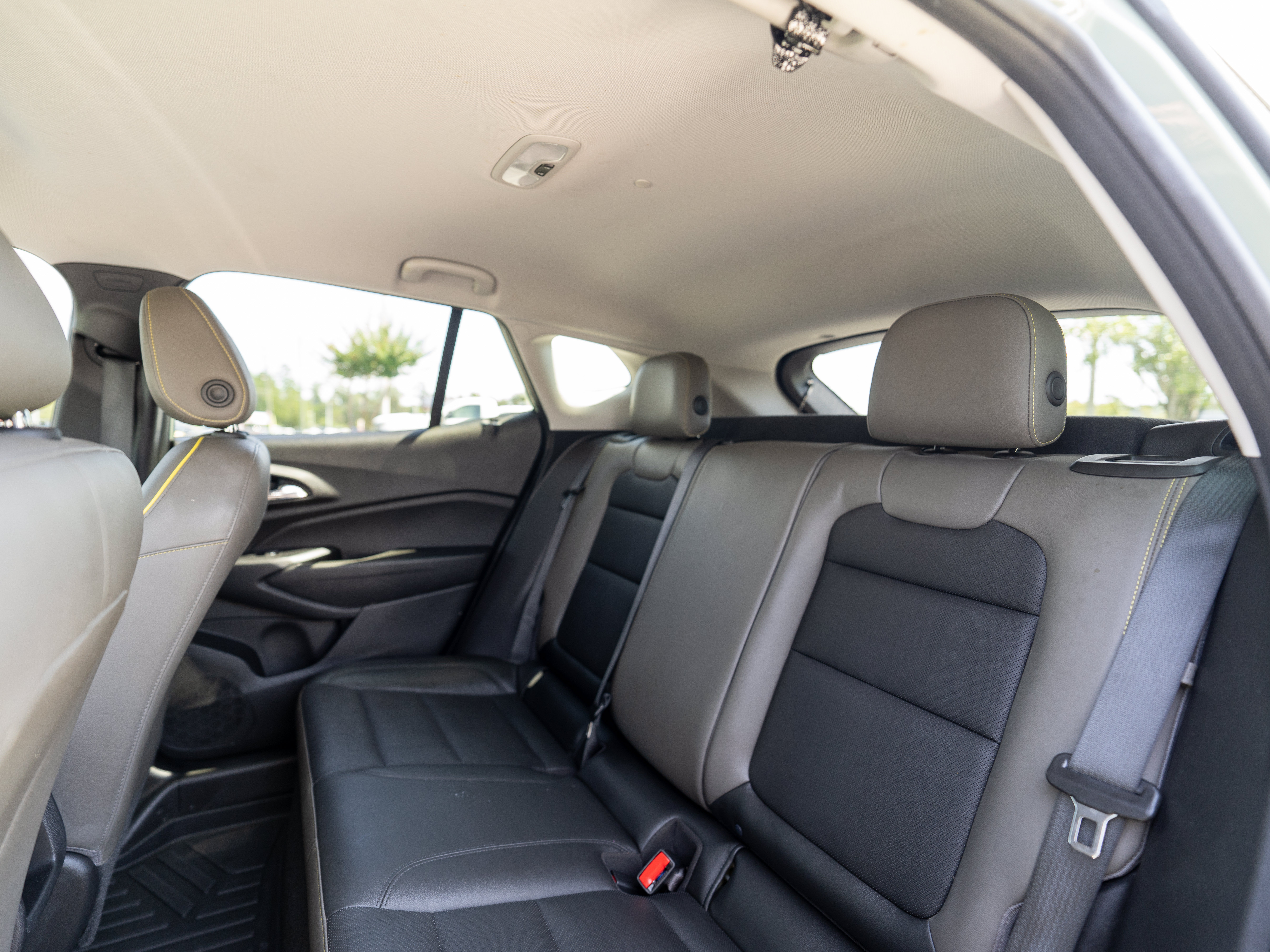 Used 2024 Chevrolet Trax ACTIV w/ Driver Confidence Package FWD image 9