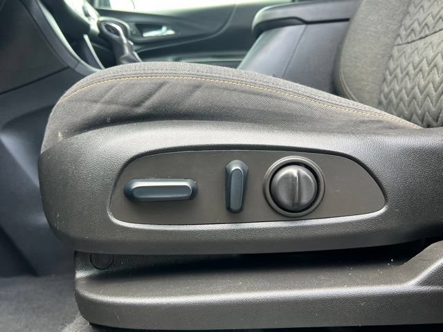 Used 2022 Chevrolet Equinox LT FWD image 17