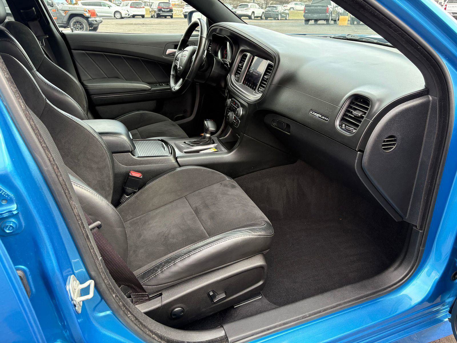 Used 2023 Dodge Charger R/T w/ Plus Group image 10