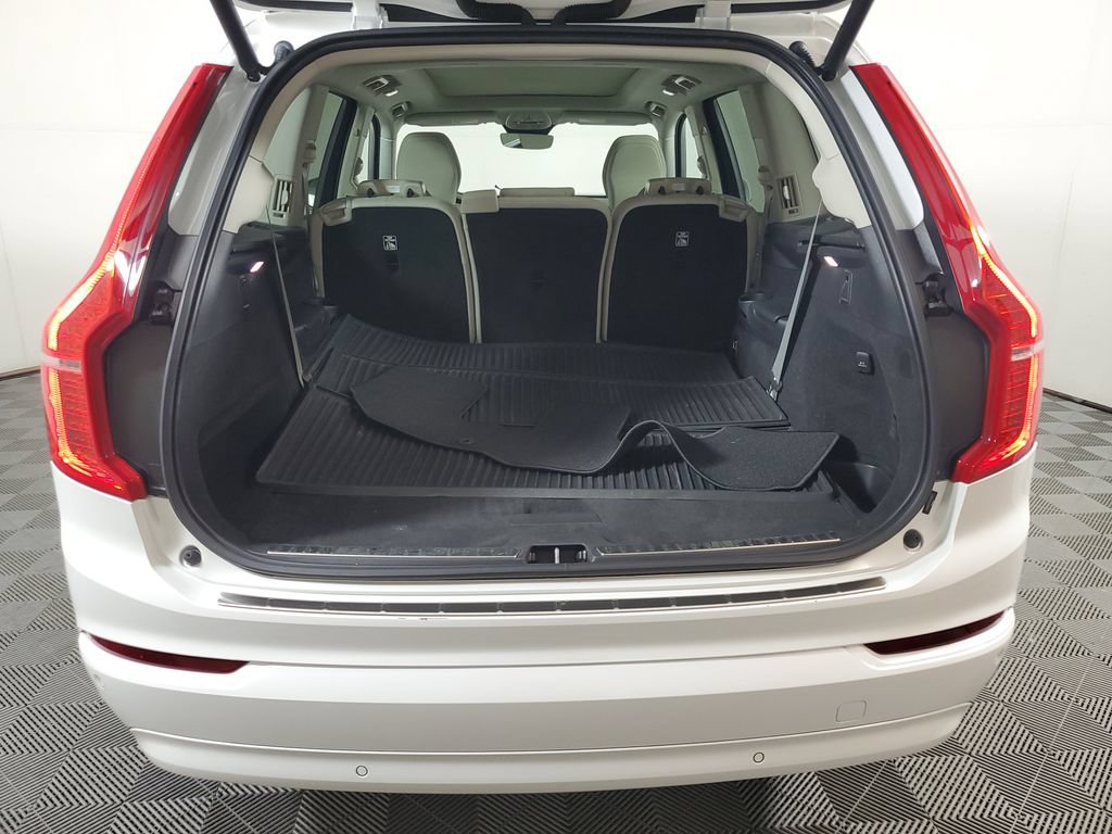 Certified 2023 Volvo XC90 B6 Core w/ Protection Package Premier AWD/4WD image 11