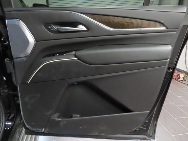 Certified 2024 Cadillac Escalade ESV Sport Platinum AWD/4WD image 11