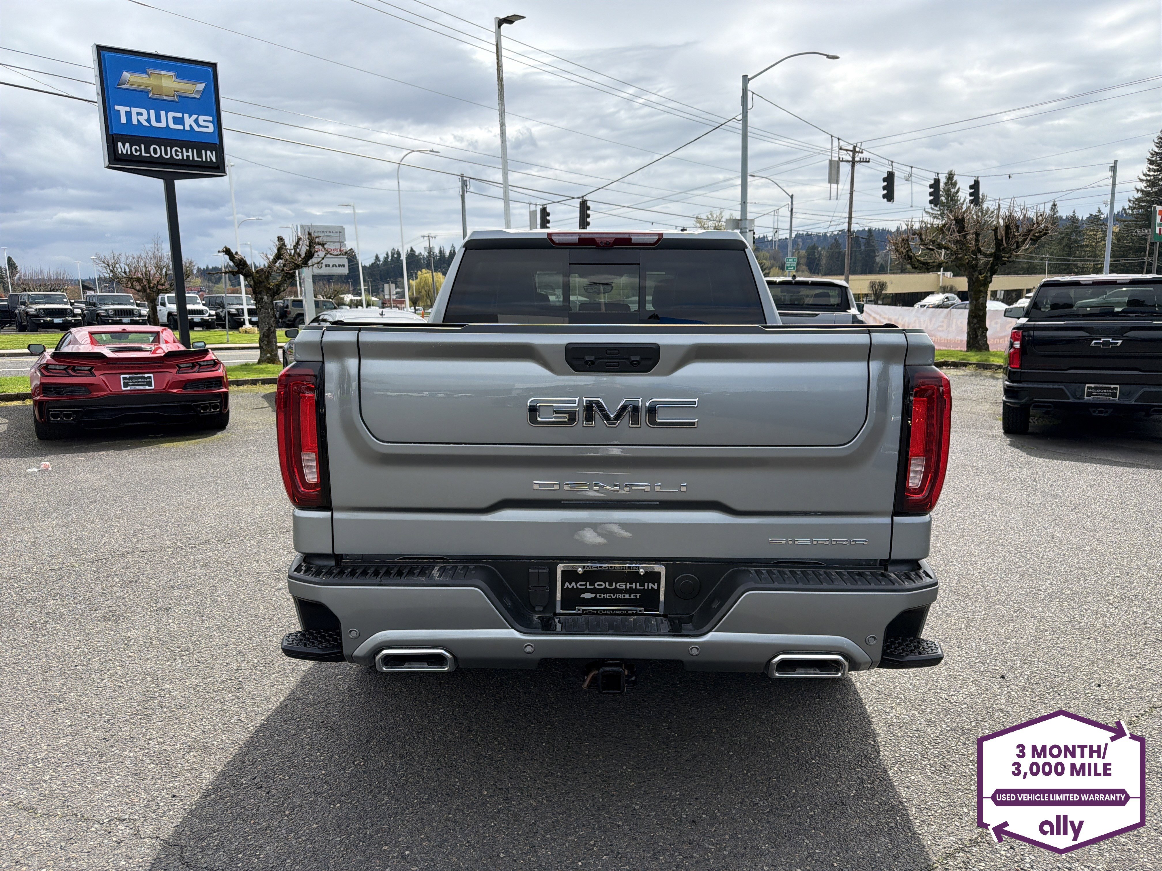 Used 2025 GMC Sierra 1500 Denali Ultimate image 4