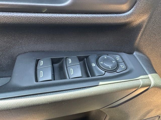 Used 2022 GMC Sierra 3500 Pro w/ Convenience Package AWD/4WD image 9