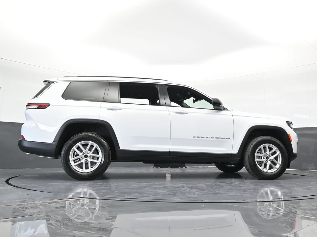 New 2026 Jeep Grand Cherokee L Laredo image 57