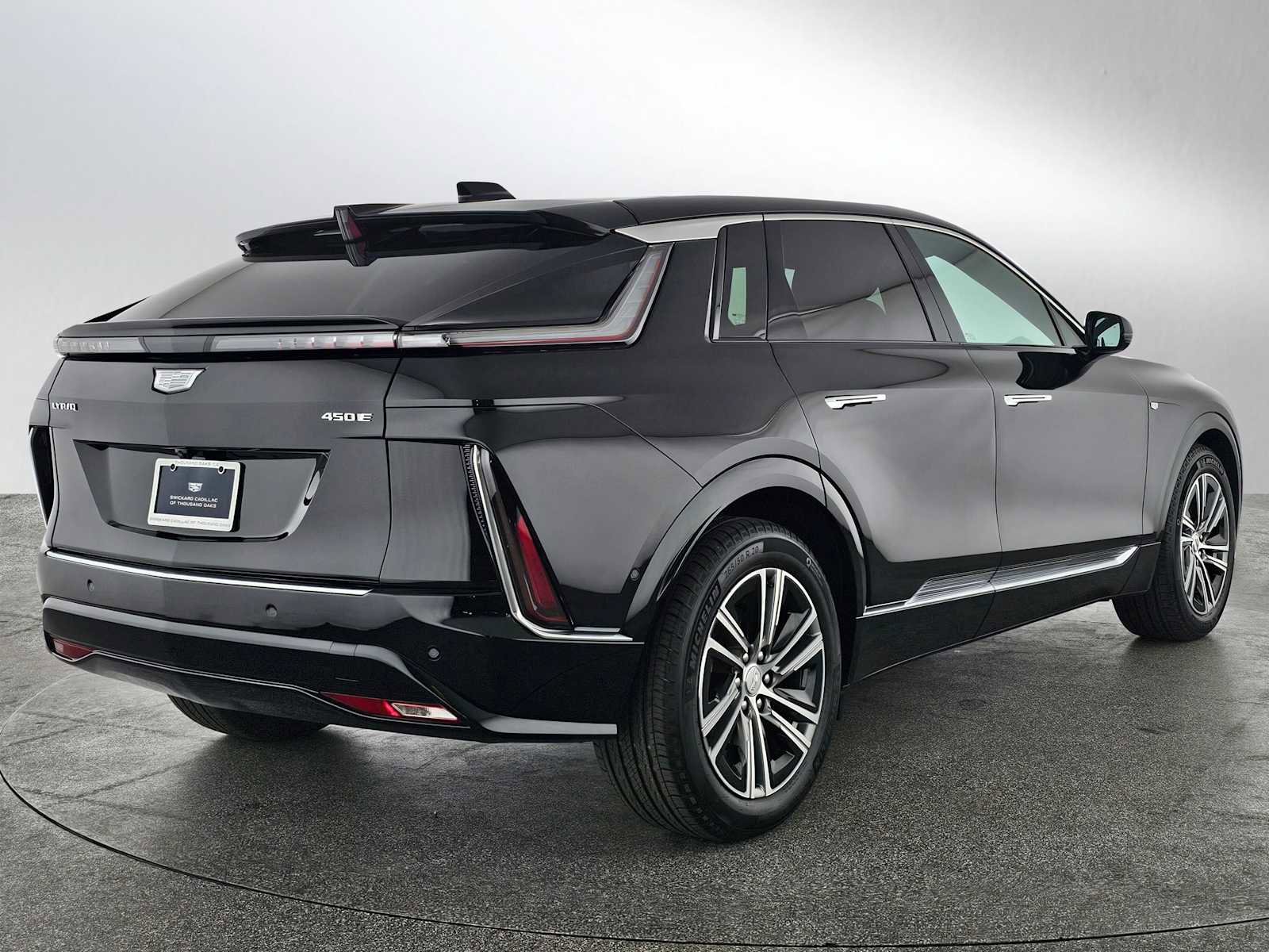 New 2026 Cadillac Lyriq Luxury image 3