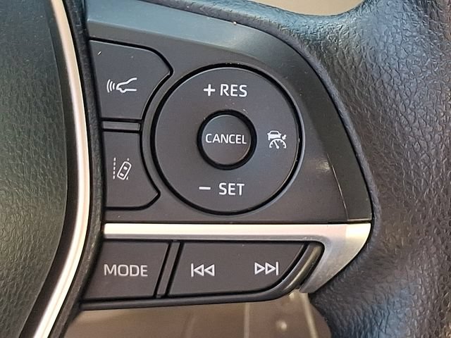 Used 2024 Toyota Camry LE FWD image 22