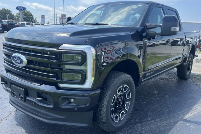 New 2025 Ford F250 Platinum image 4