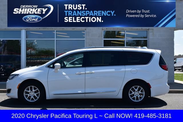 Used 2020 Chrysler Pacifica Touring-L FWD image 3