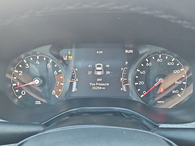 Used 2025 Jeep Compass Latitude AWD/4WD image 12