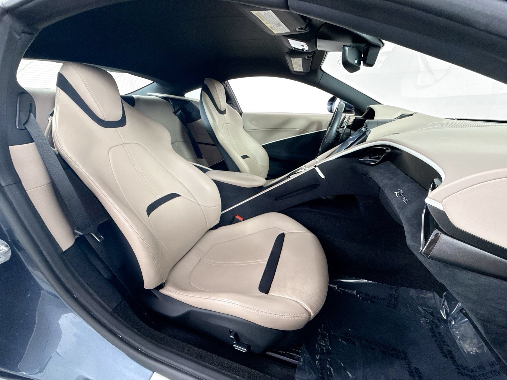 Certified 2021 Ferrari Roma RWD image 23
