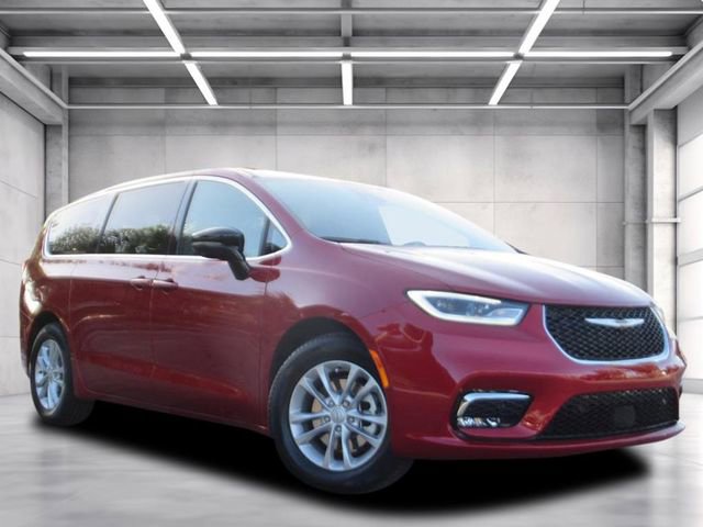 New 2026 Chrysler Pacifica Select FWD image 1