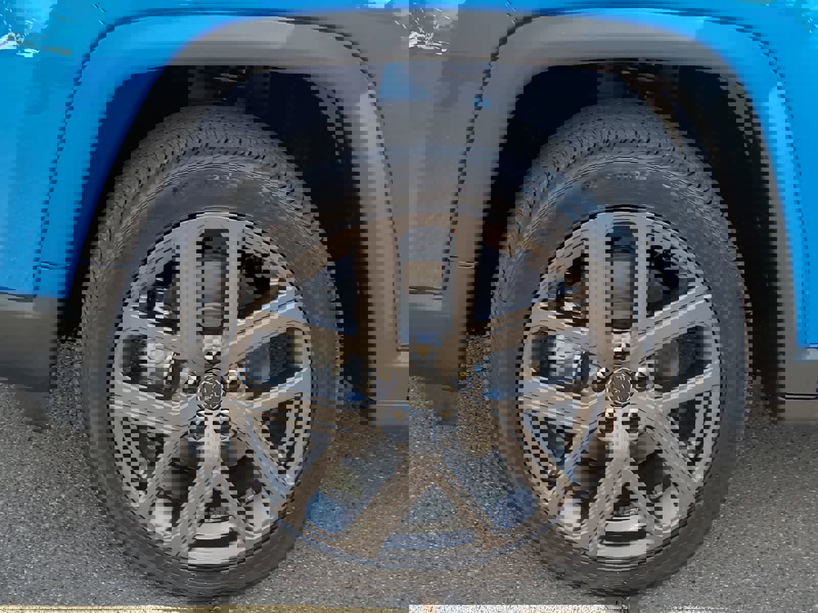 New 2025 Jeep Compass Limited w/ Sun & Sound Group image 16