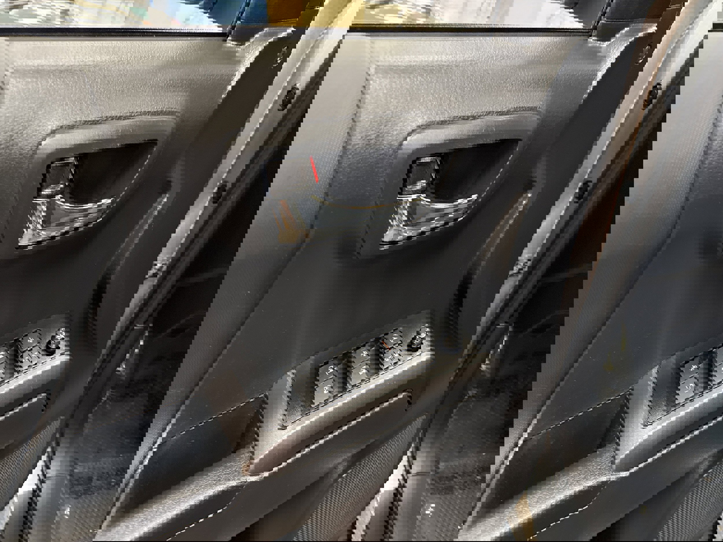 Used 2023 Toyota Tacoma TRD Sport image 34