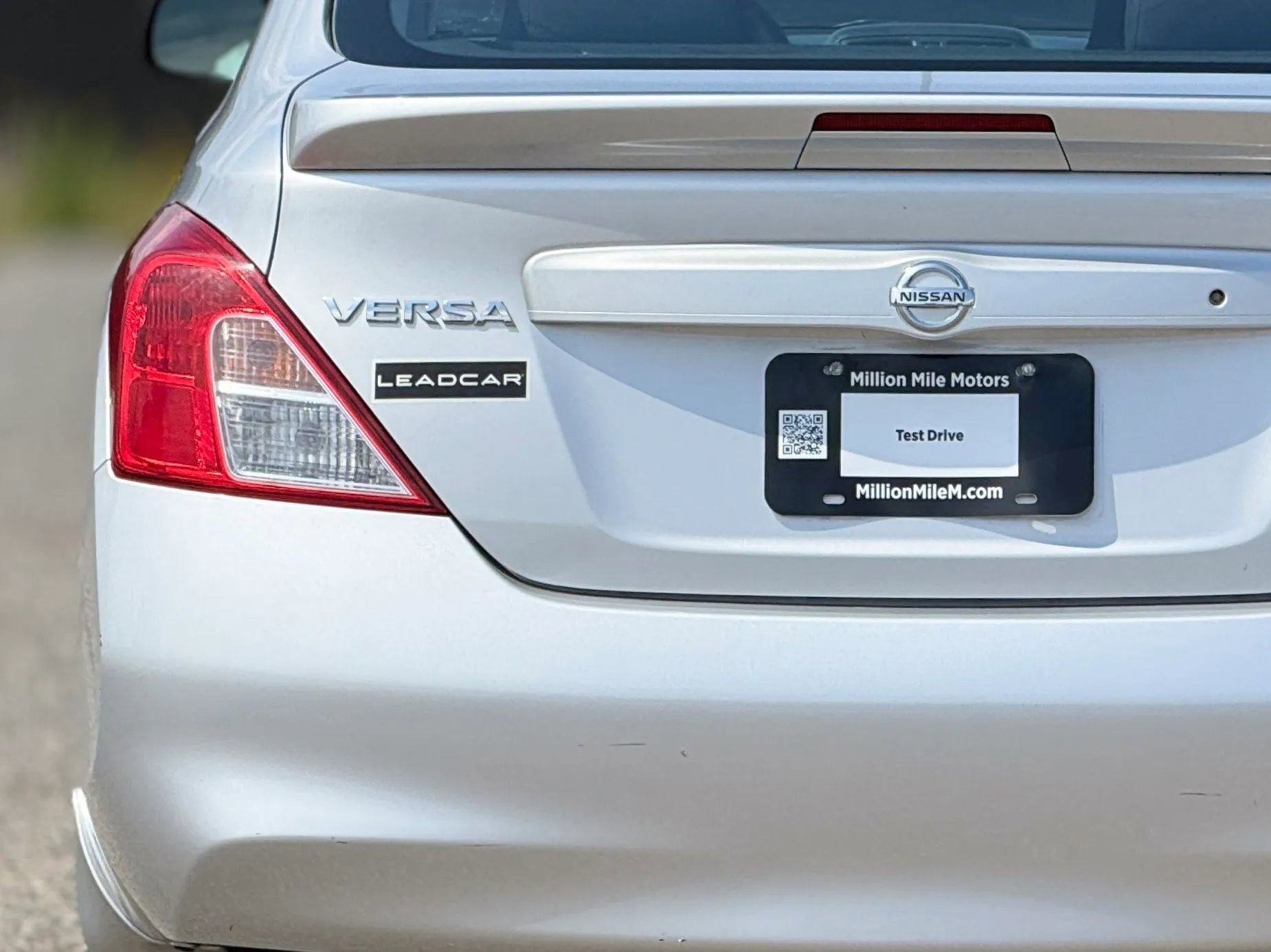 Used 2014 Nissan Versa S Plus FWD image 13