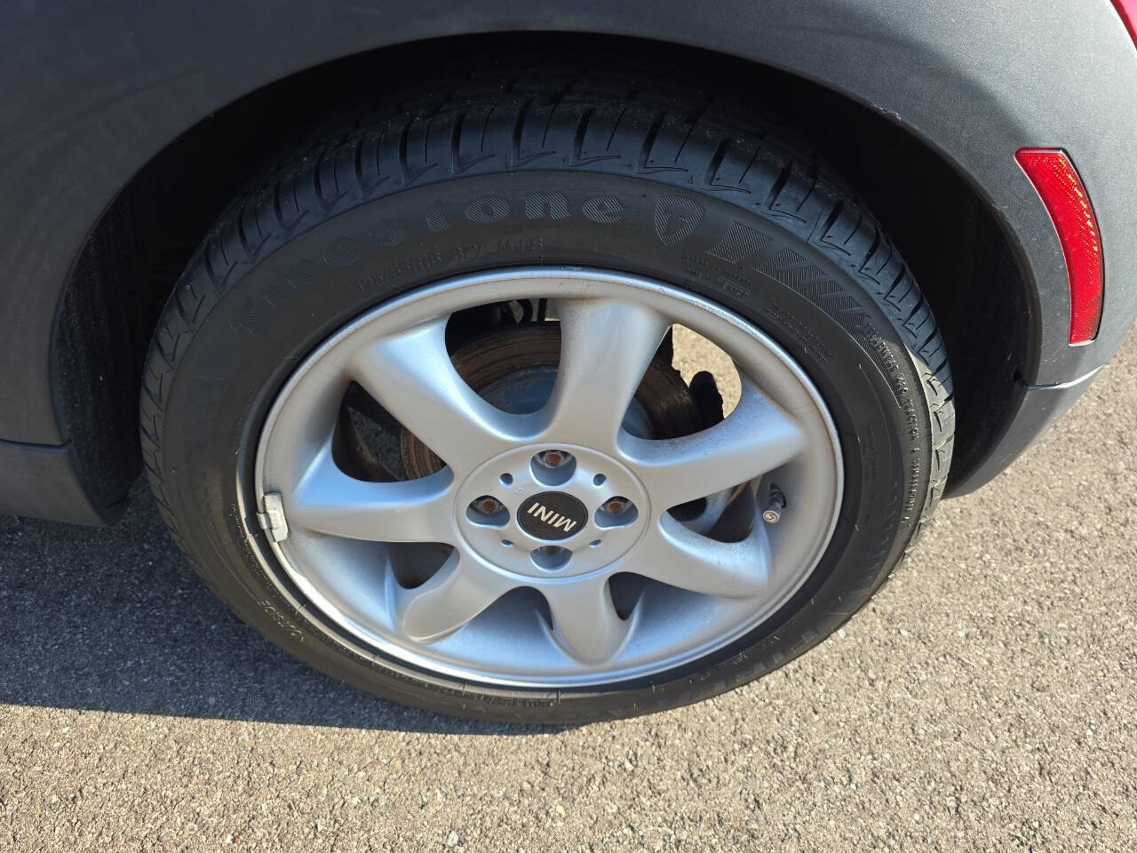 Used 2010 MINI Cooper S image 12