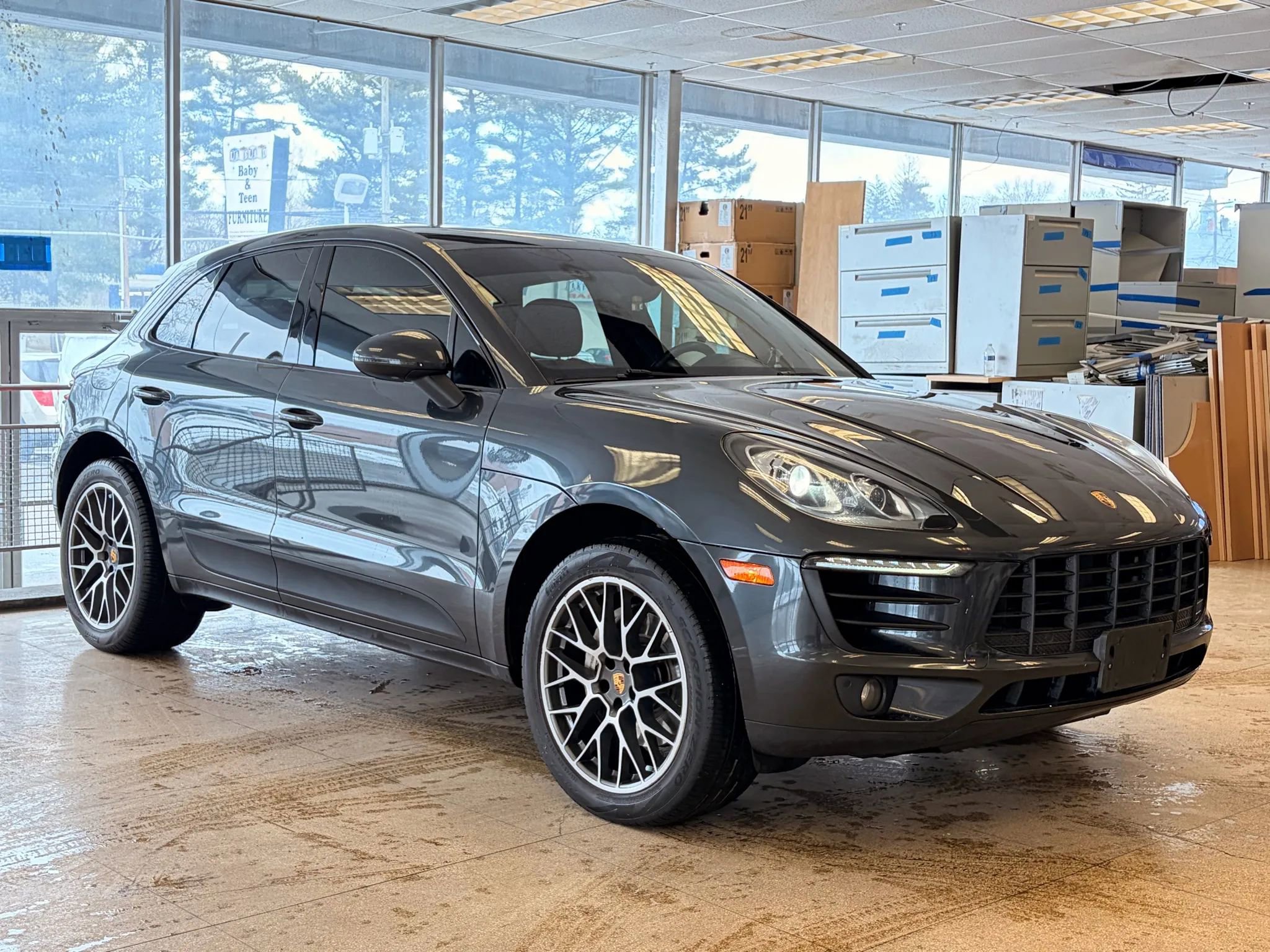 Used 2017 Porsche Macan S image 6