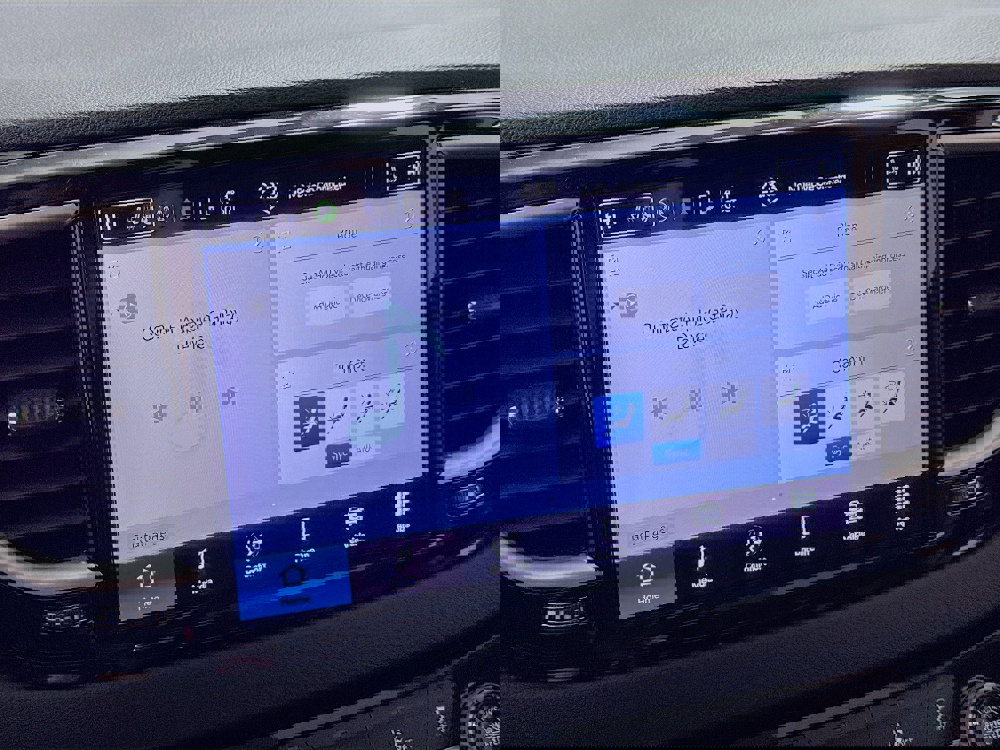 Used 2024 Chrysler Pacifica Touring-L image 18