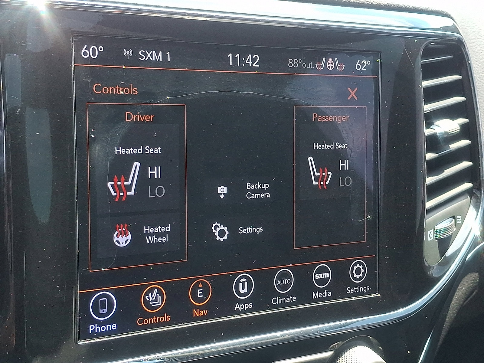 Used 2019 Jeep Grand Cherokee Limited AWD/4WD image 26